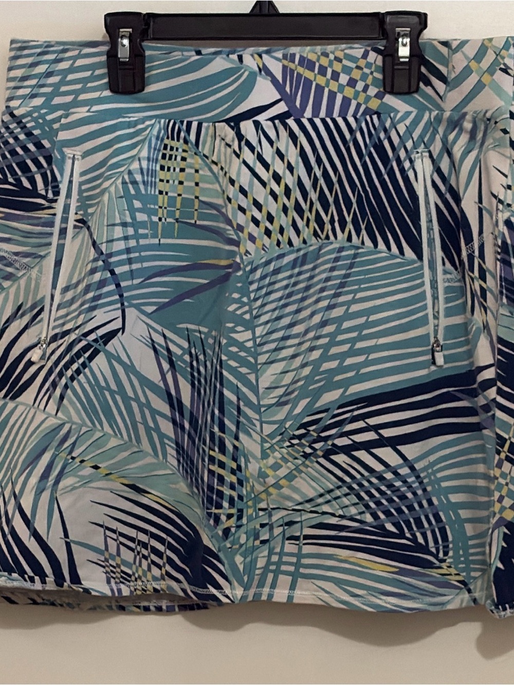 Talbots Teal Navy Palm-Print Skort large